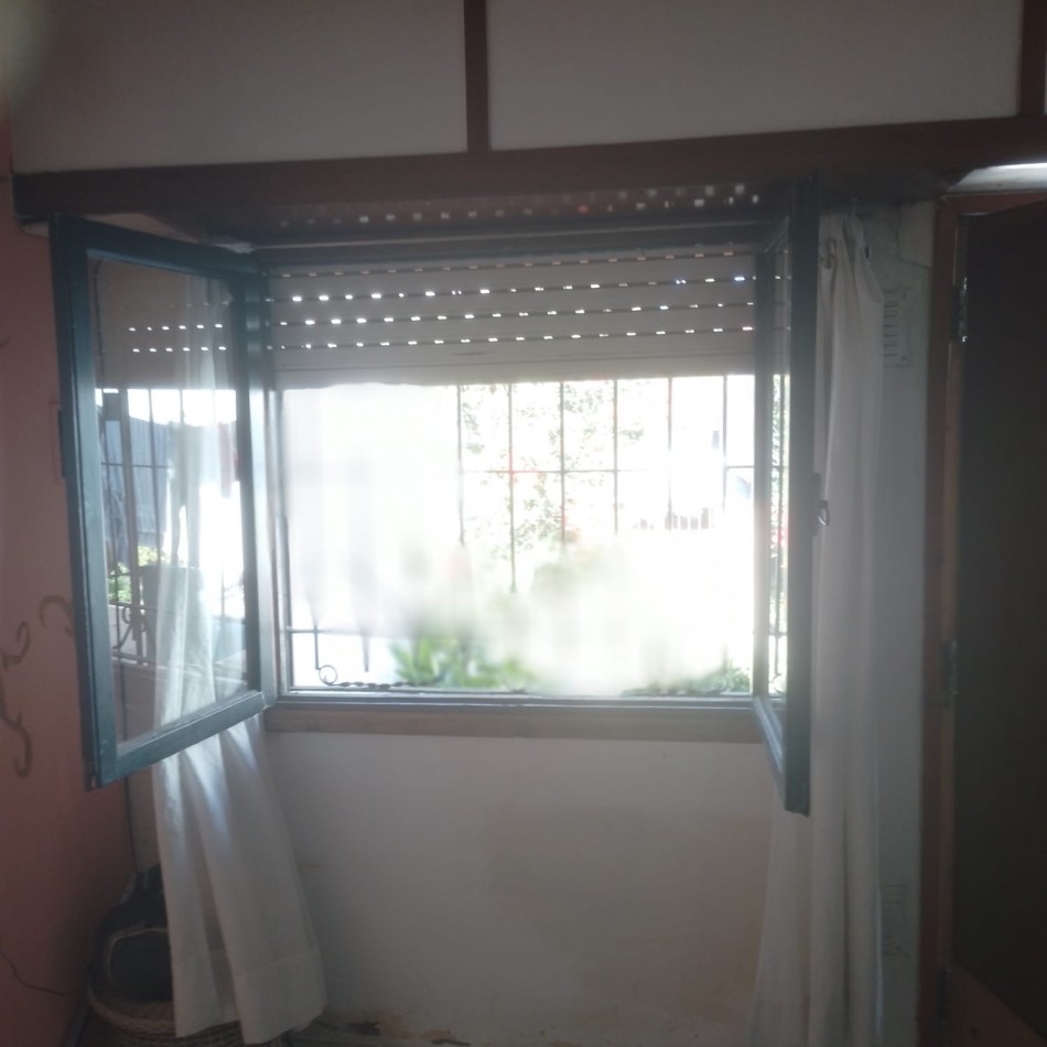 PH 3 Ambientes con cochera y patio- Planta Baja - Zona Champagnat.