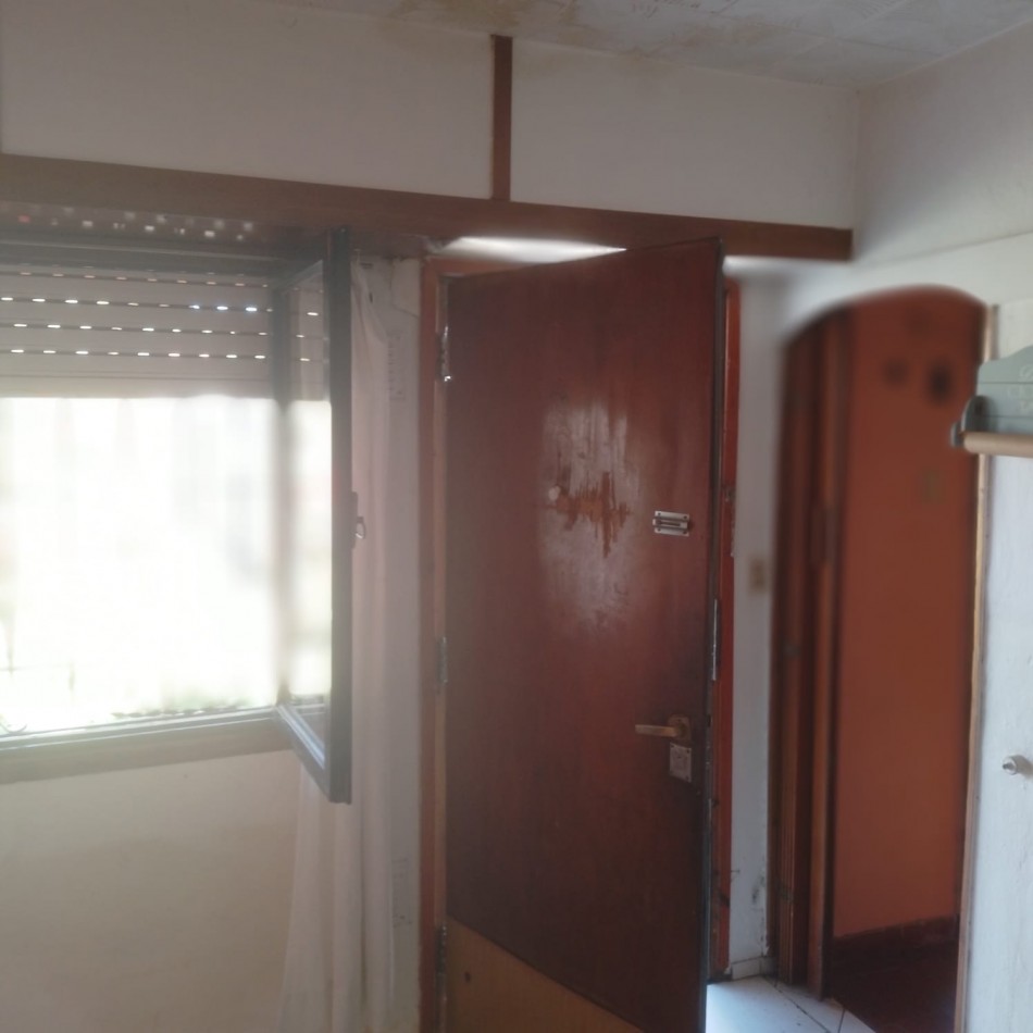 PH 3 Ambientes con cochera y patio- Planta Baja - Zona Champagnat.