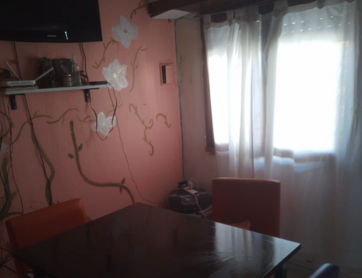 PH 3 Ambientes con cochera y patio- Planta Baja - Zona Champagnat.