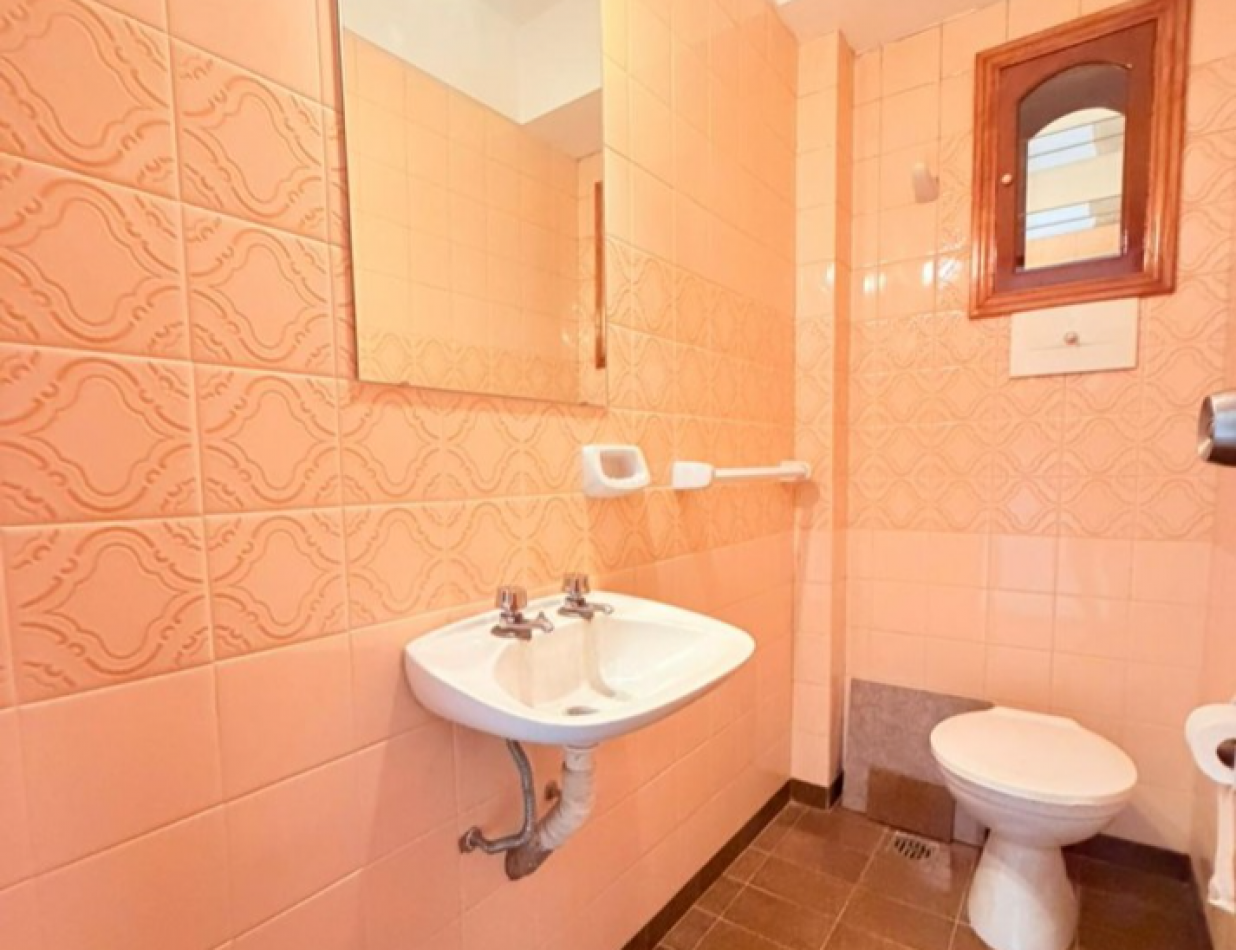 Departamento 3 amb. a la calle con balcon y cochera - Zona Materno Infantil