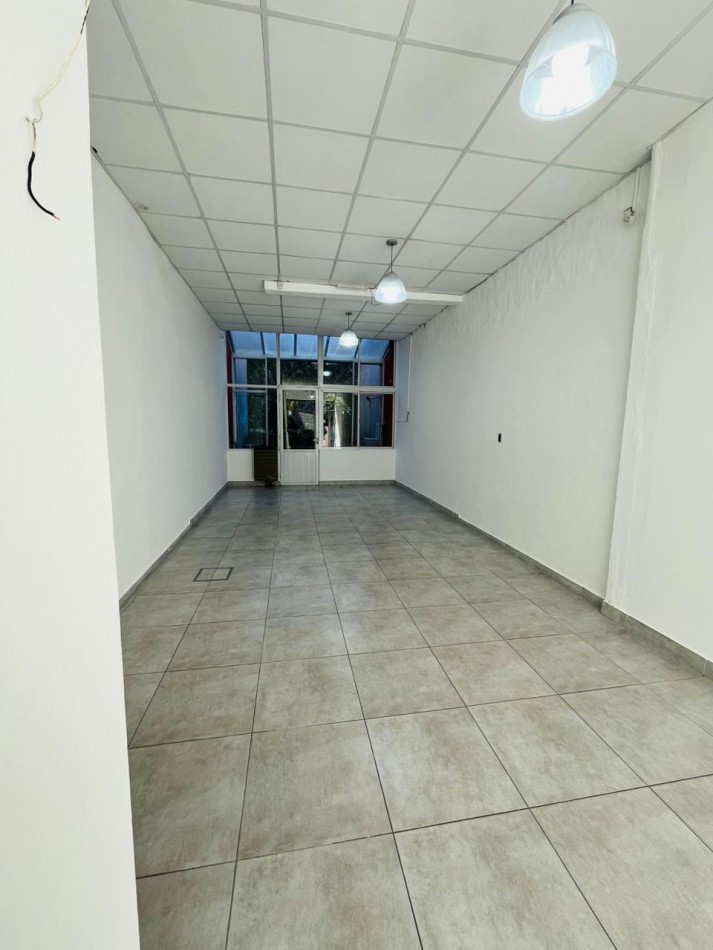 Local comercial - Gruta Lourdes - Alquiler 24 meses - Mar del Plata