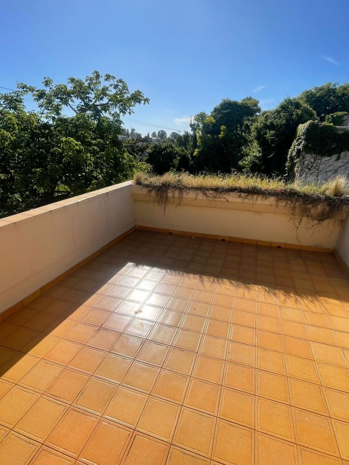 Chalet 5 ambientes - Apto Credito - Barrio El Martillo 