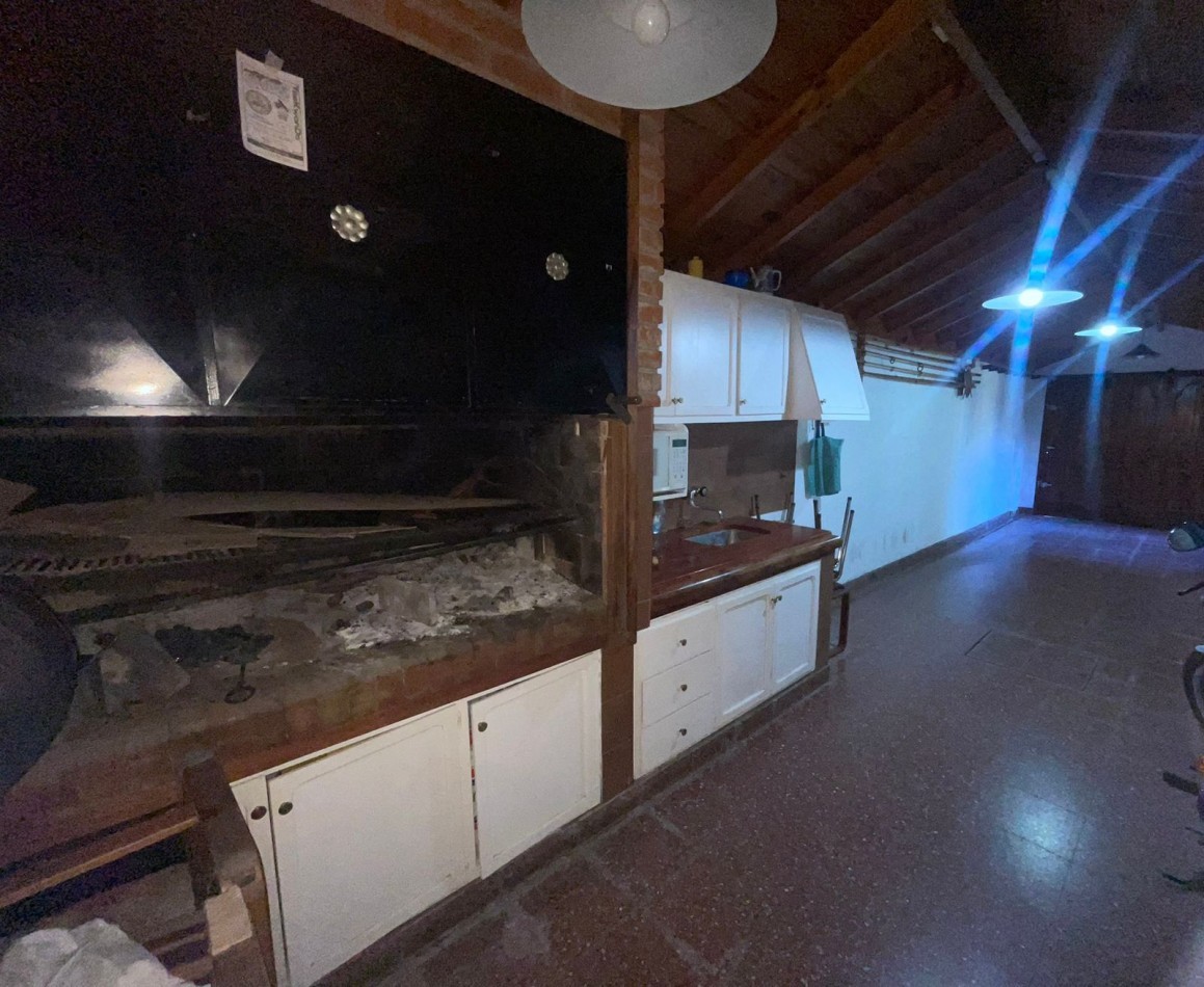 Chalet 5 ambientes - Apto Credito - Barrio El Martillo 