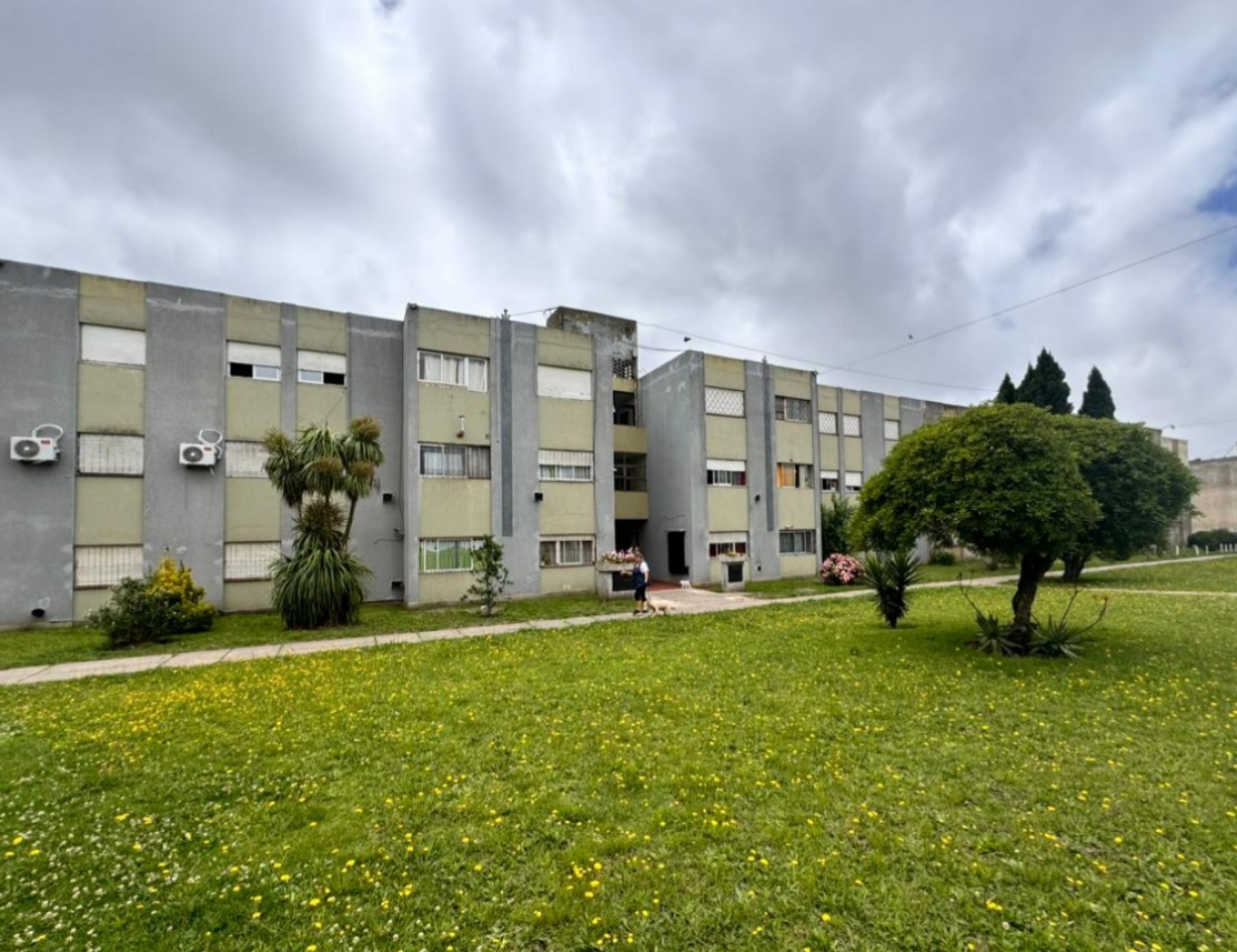Departamento 5 ambientes - Av Polonia - Mar del Plata