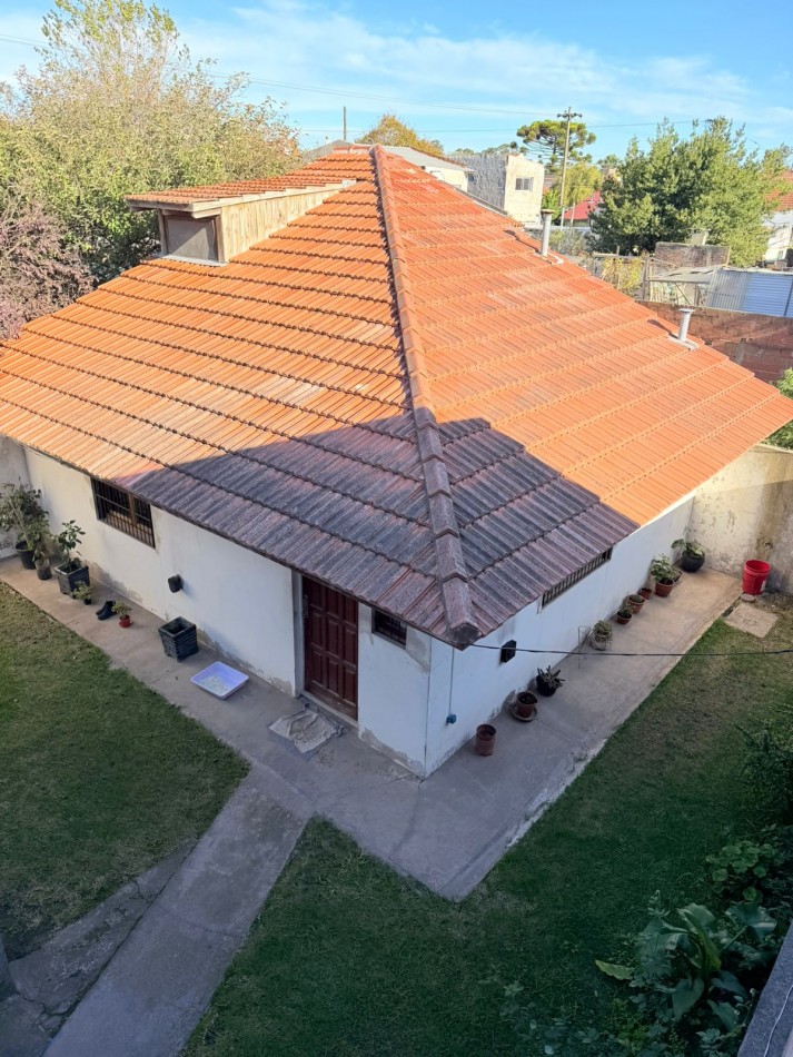 GALPON CON VIVIENDA - BARRIO SAN ANTONIO - IDEAL USO COMERCIAL