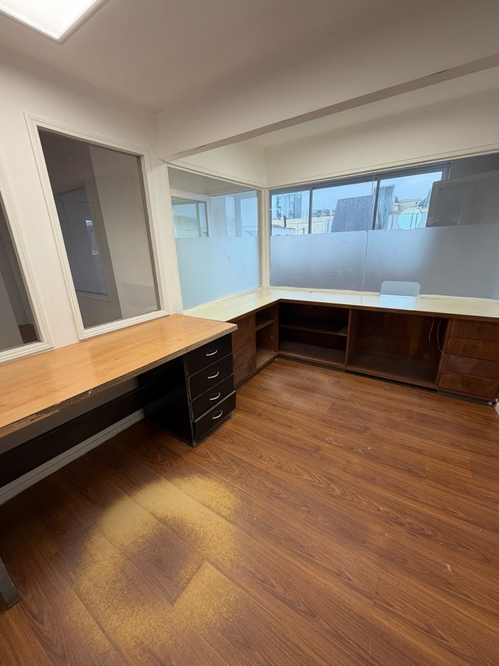 Amplio piso de oficina en zona puerto - Alquiler 24 meses - Mar del Plata