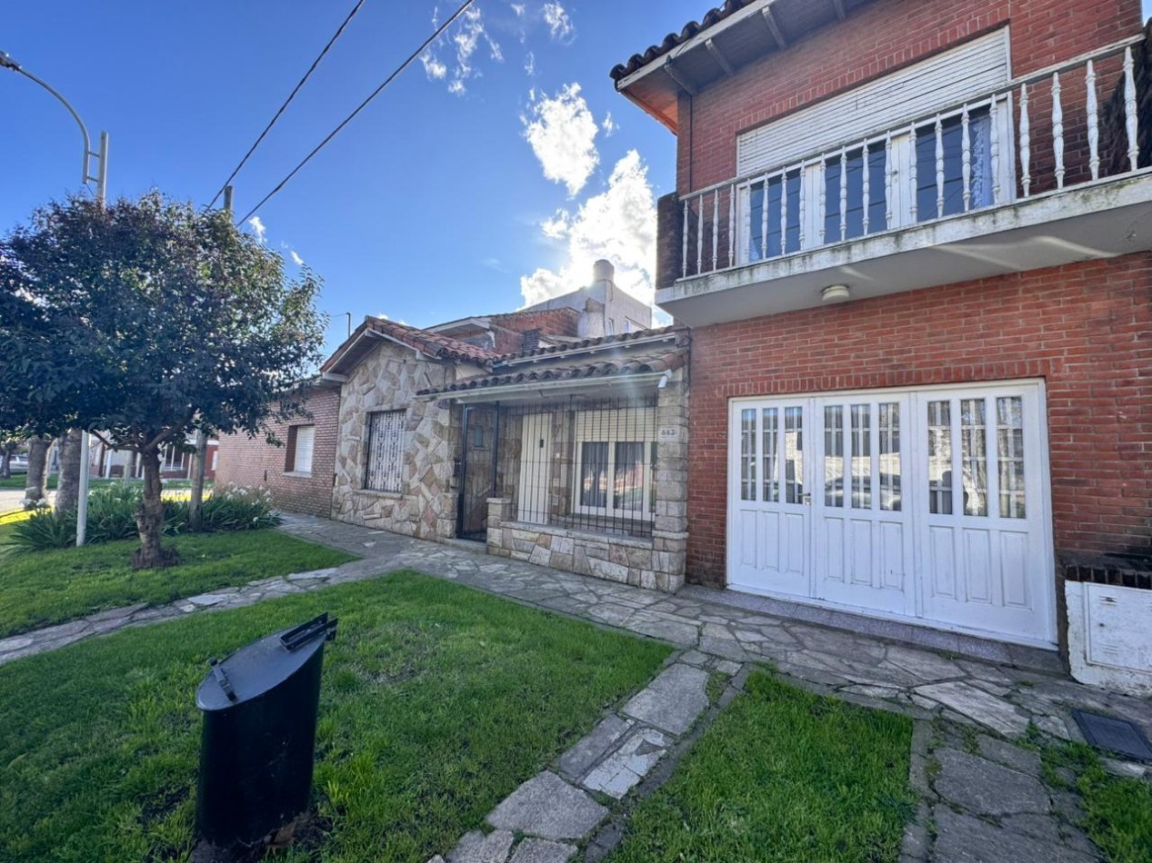 Chalet 5 ambientes con Garage - Zona Mundialista - APTO CREDITO