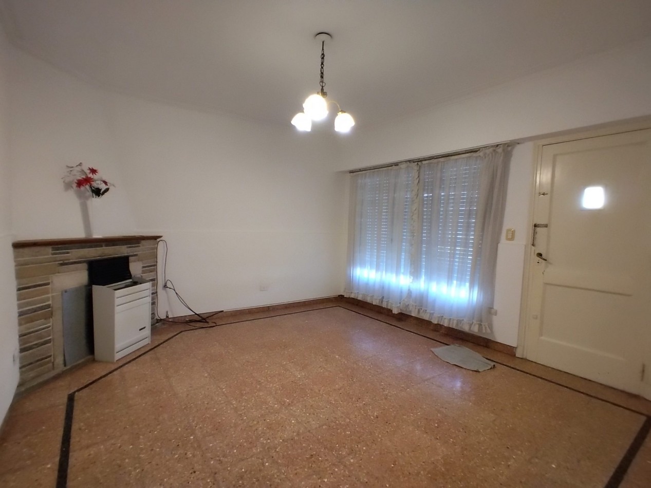 Chalet 5 ambientes con Garage - Zona Mundialista - APTO CREDITO