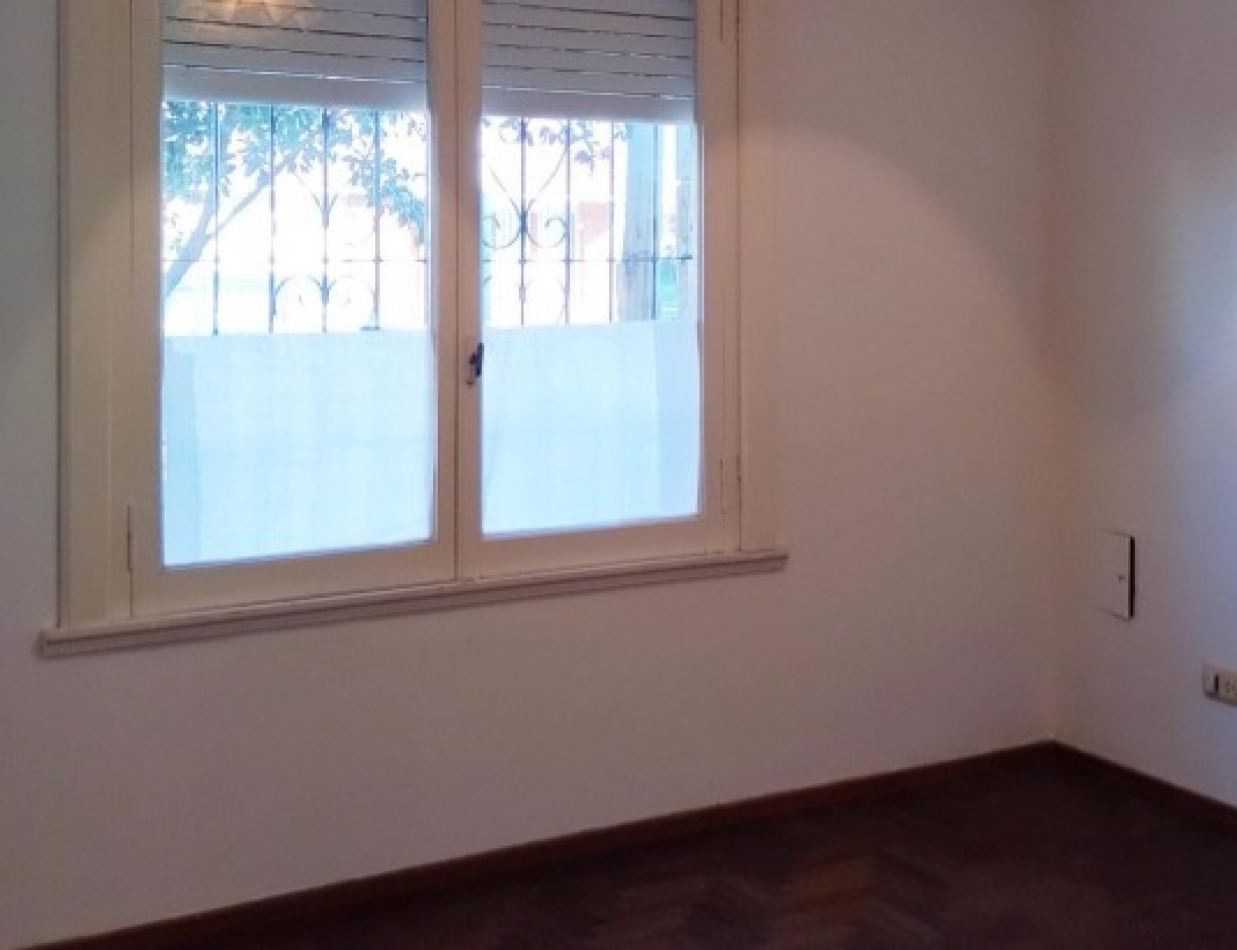 Chalet 5 ambientes con Garage - Zona Mundialista - APTO CREDITO