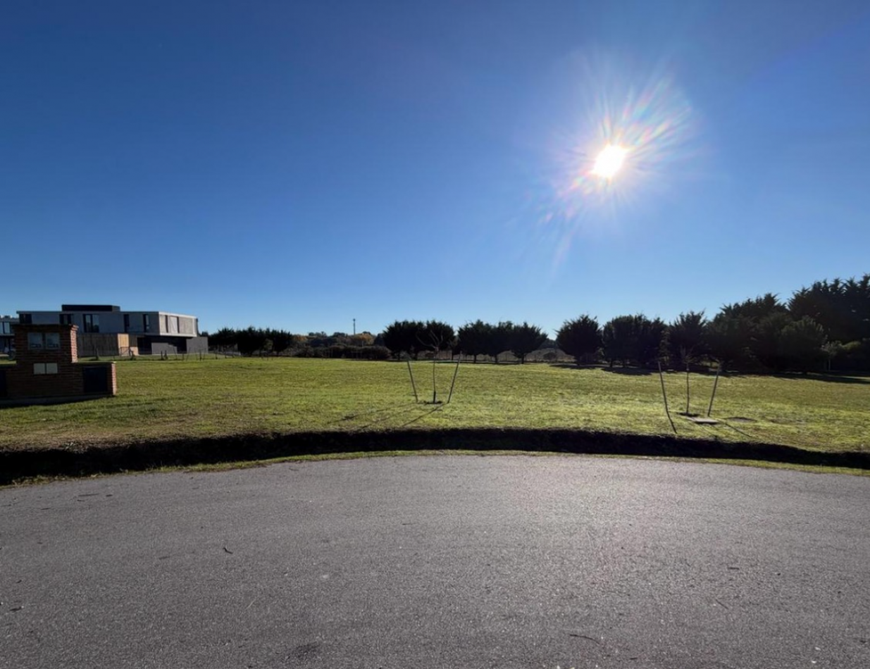 LOTE 42 EN VENTA - CASONAS DEL HARAS - LAS LOMAS