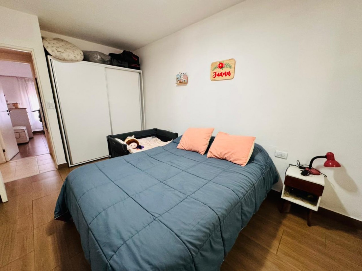 Casa 3 ambientes con garage, parque y gran quincho - Barrio El Gaucho - APTA CREDITO
