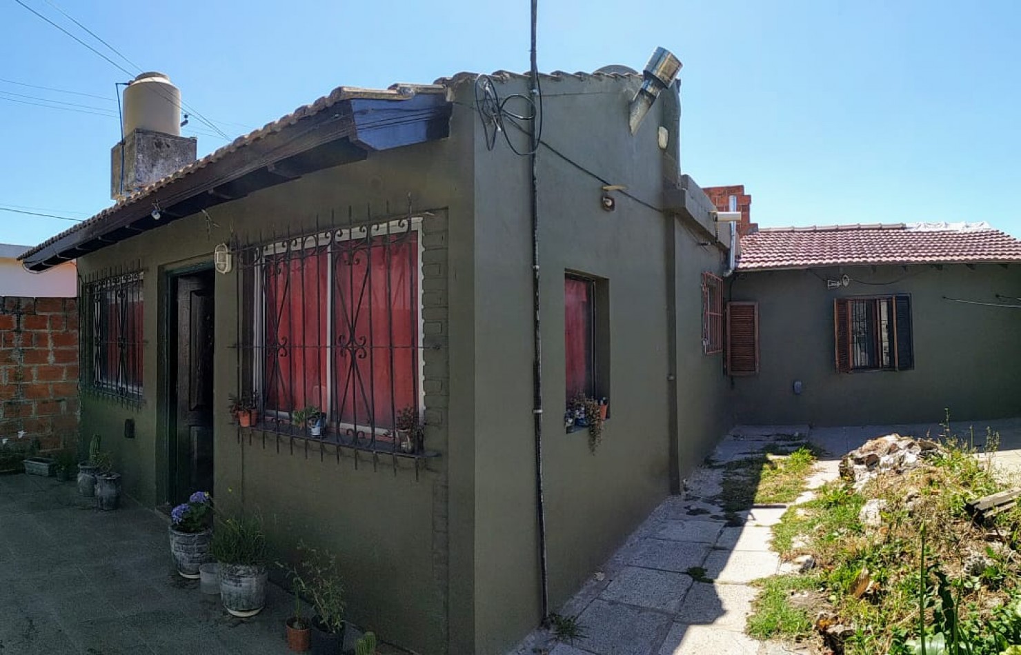 CASA 3 AMB con amplio terreno - BOSQUE GRANDE- APTA CREDITO