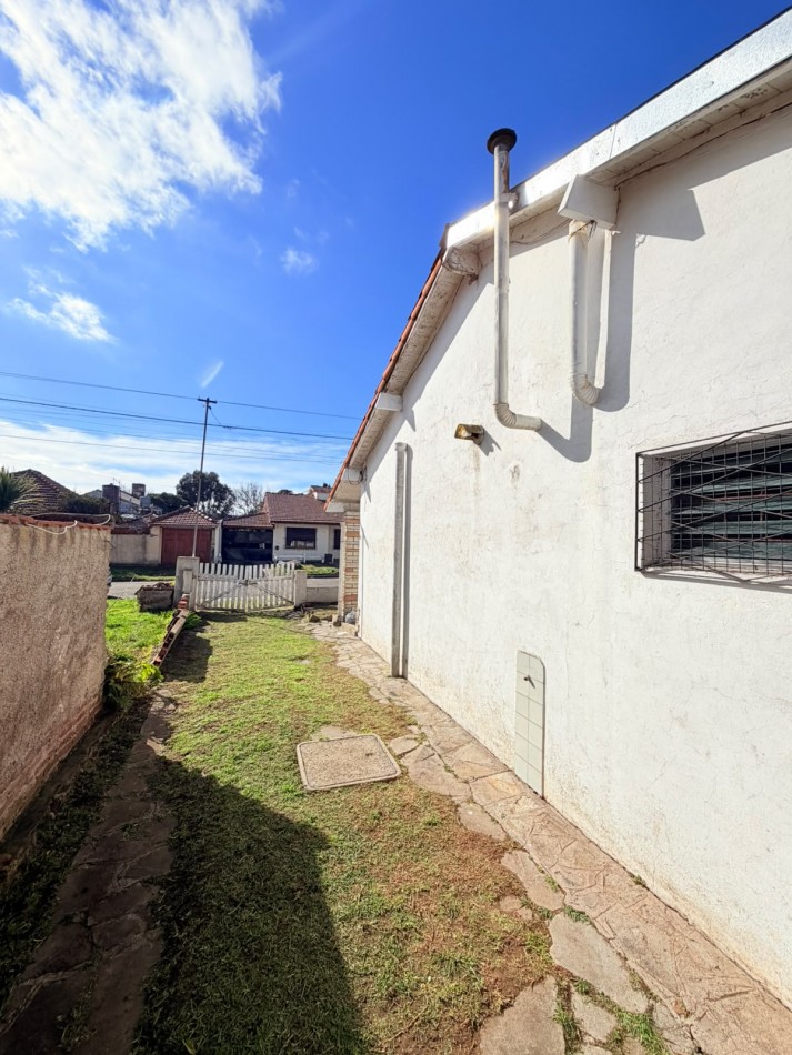 Casa 3 ambientes con departamento independiente a 2 cuadras del mar - Playa Serena - APTA CREDITO