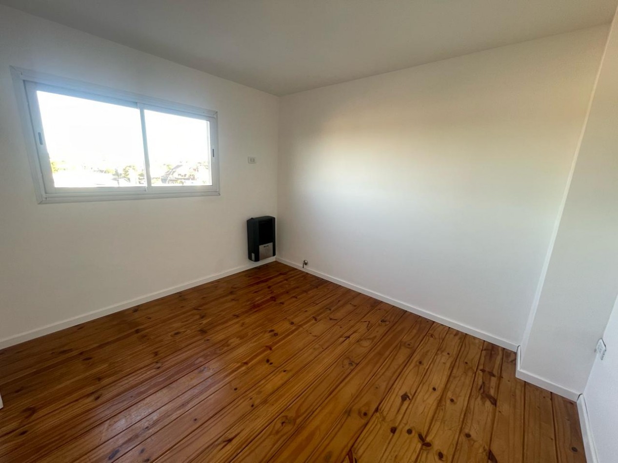 Dpto 3 ambientes a la calle con cocherra y balcon - Termas Huinco - Alquiler 24 meses - Mar del Plata. 