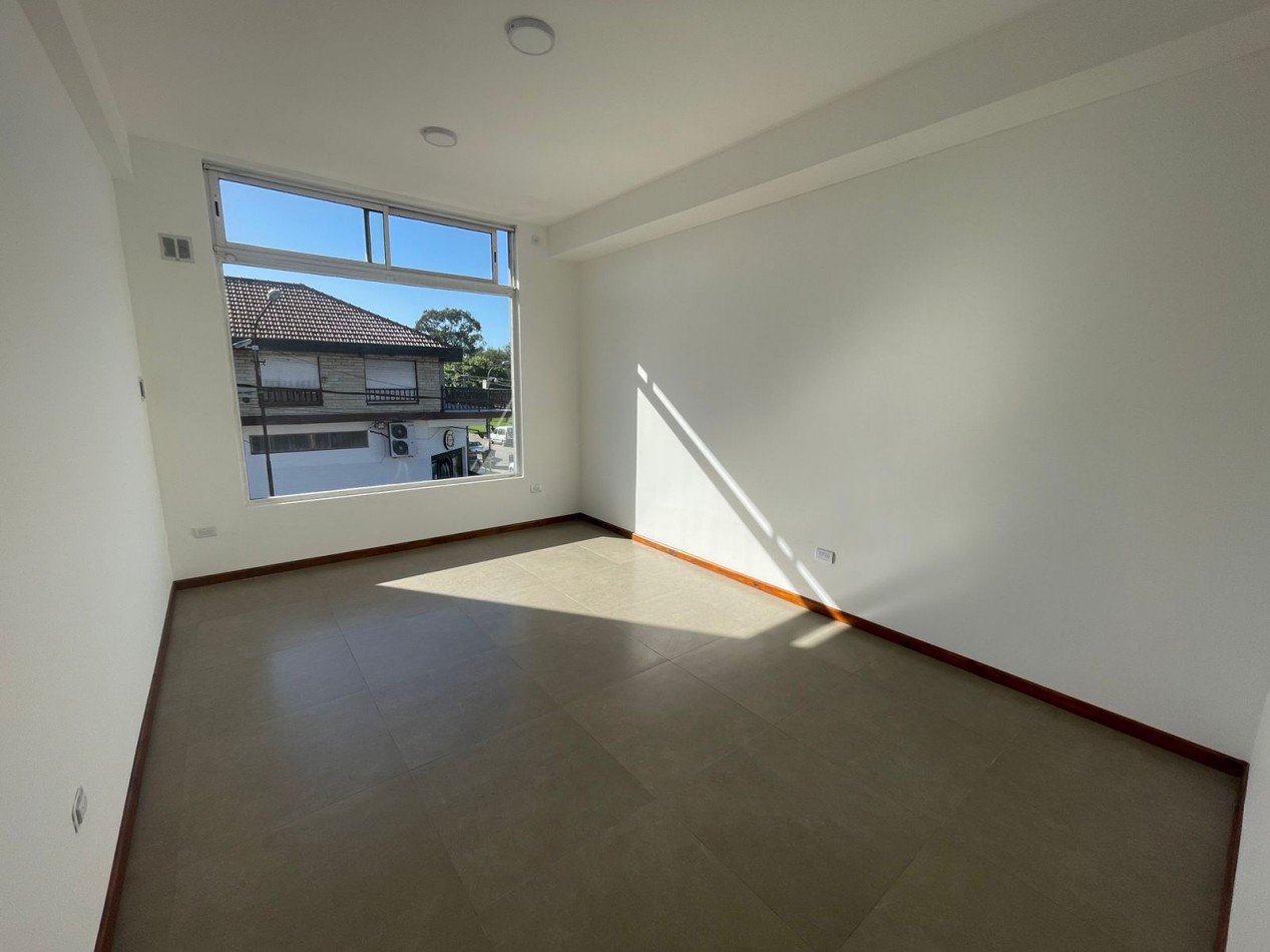 Oficina, consultorio, estudio en alquiler - Villa Lourdes - 24 meses - Mar del Plata