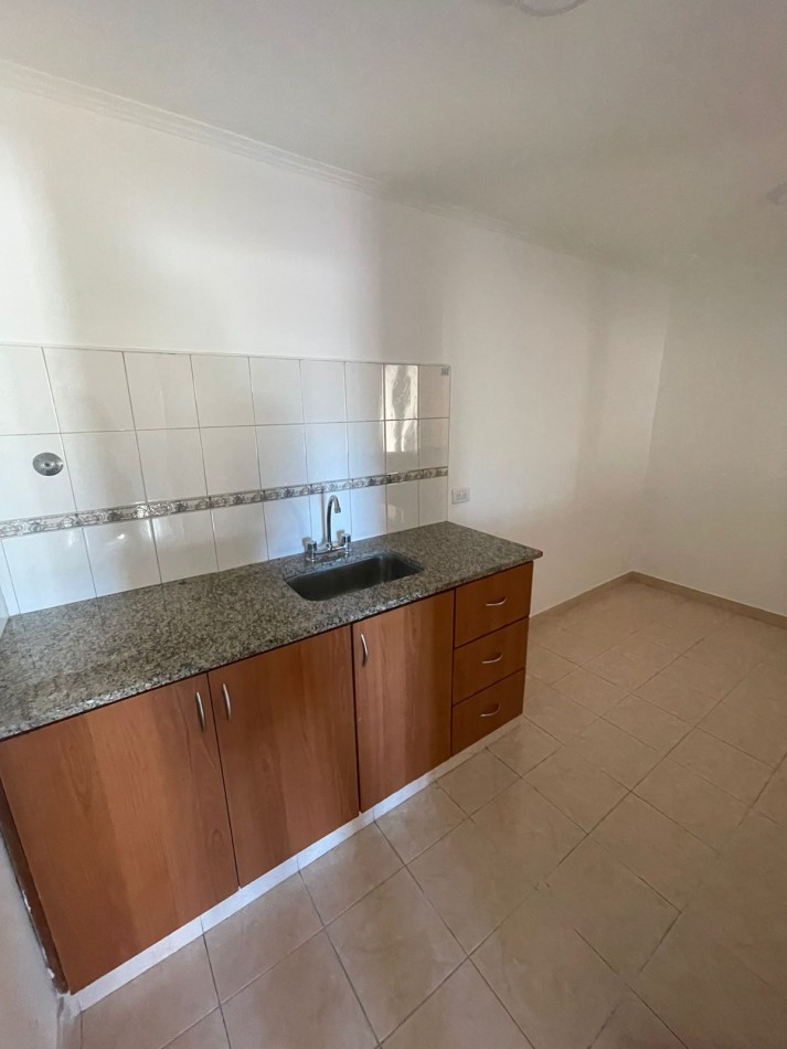 Oficina, consultorio, estudio en alquiler - Villa Lourdes - 24 meses - Mar del Plata