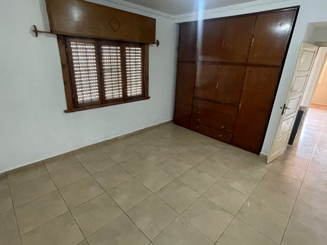 Chalet 3 ambientes con garage - Alquiler 24 meses - Mar del Plata - Villa Lourdes