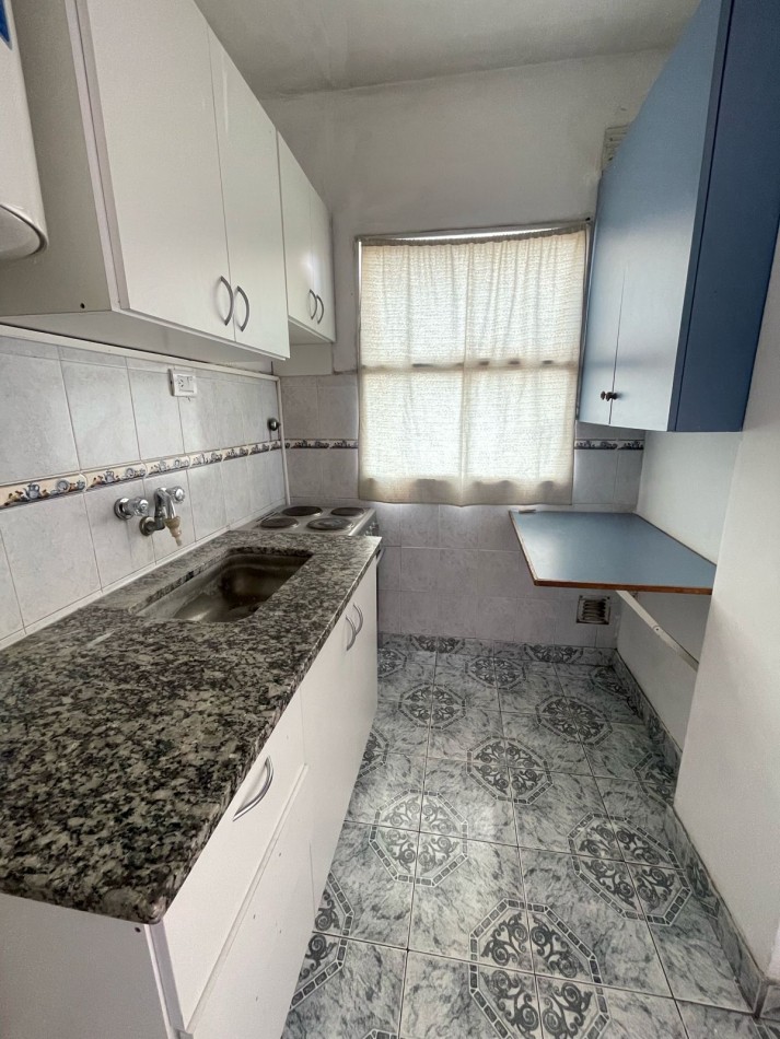 Departamento 2 ambientes a la calle - MACROCENTRO - Av. Indep - Mar del Plata - Alquiler 24 meses