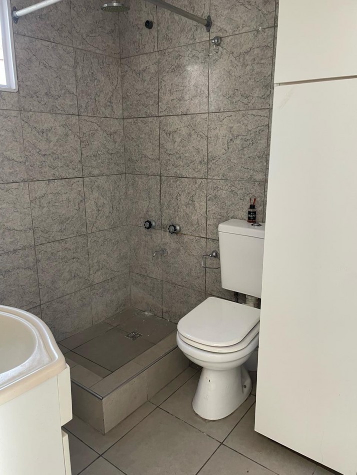 Departamento 2 ambientes a la calle - MACROCENTRO - Av. Indep - Mar del Plata - Alquiler 24 meses