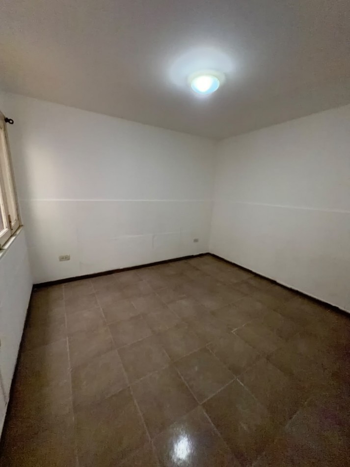 Departamento en PH 3 Ambientes - Planta Baja - Barrio Chauvin 
