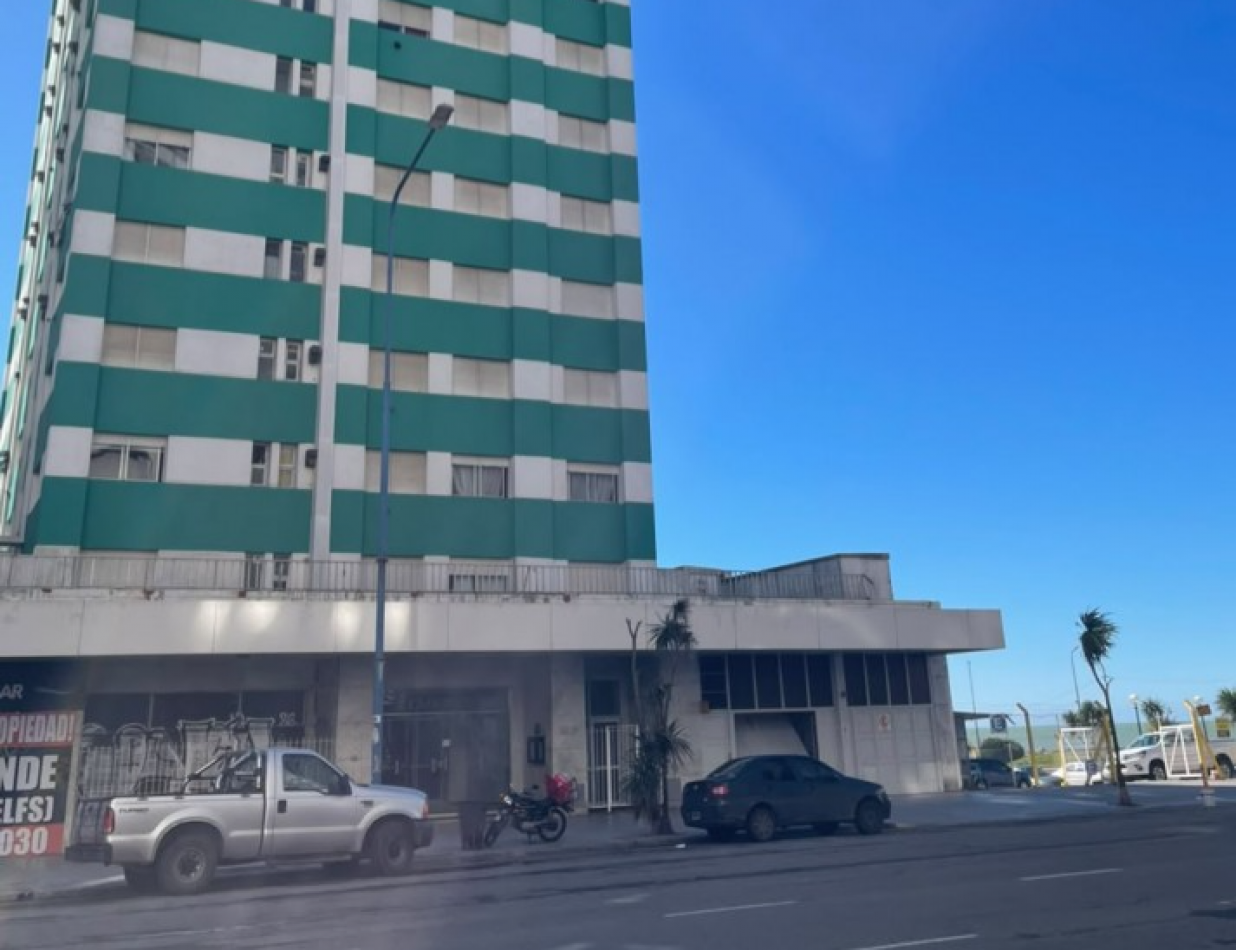 MONOAMBIENTE DIVIDIDO A METROS DEL MAR - EDIFICIO ALMERIA - ZONA CENTRO
