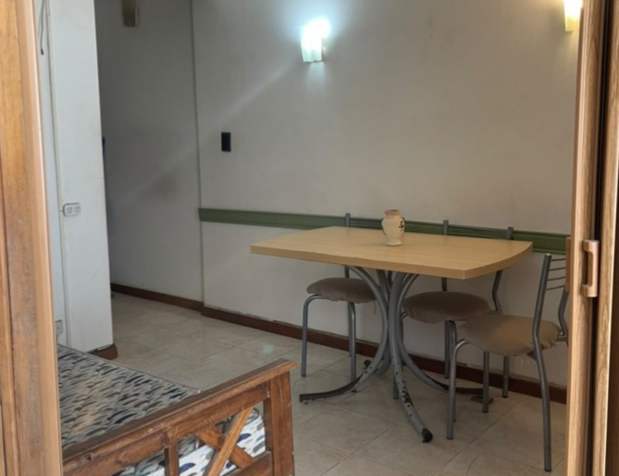 MONOAMBIENTE DIVIDIDO A METROS DEL MAR - EDIFICIO ALMERIA - ZONA CENTRO