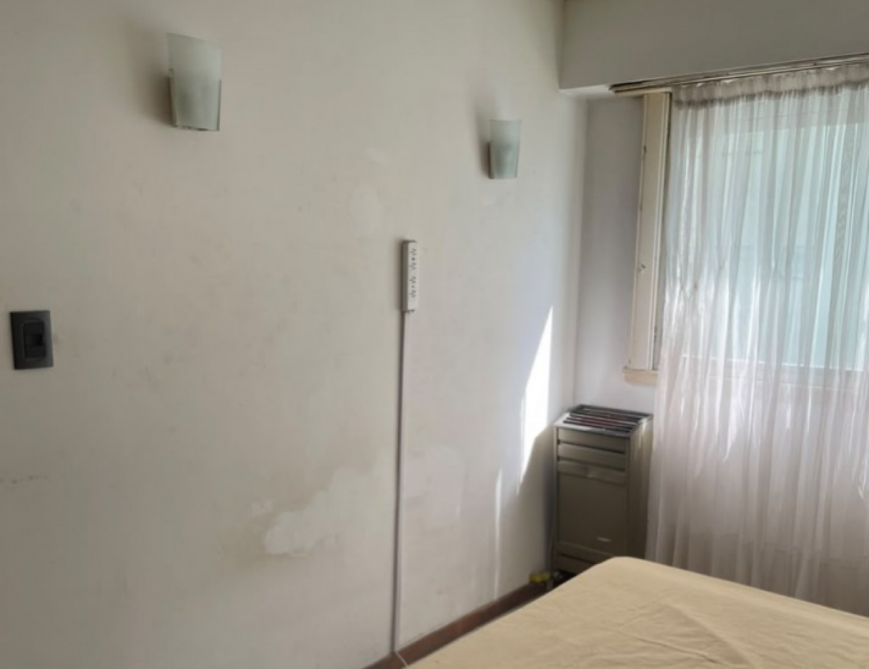 MONOAMBIENTE DIVIDIDO A METROS DEL MAR - EDIFICIO ALMERIA - ZONA CENTRO