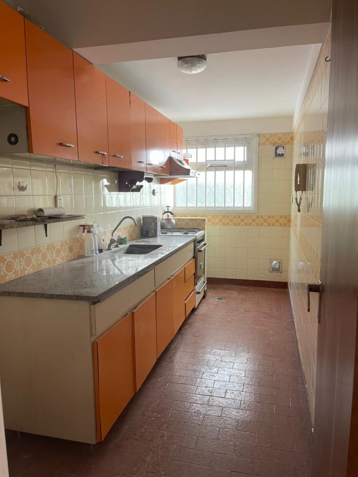 Departamento 2 ambientes con gran patio propio — Torre Liber - Centro