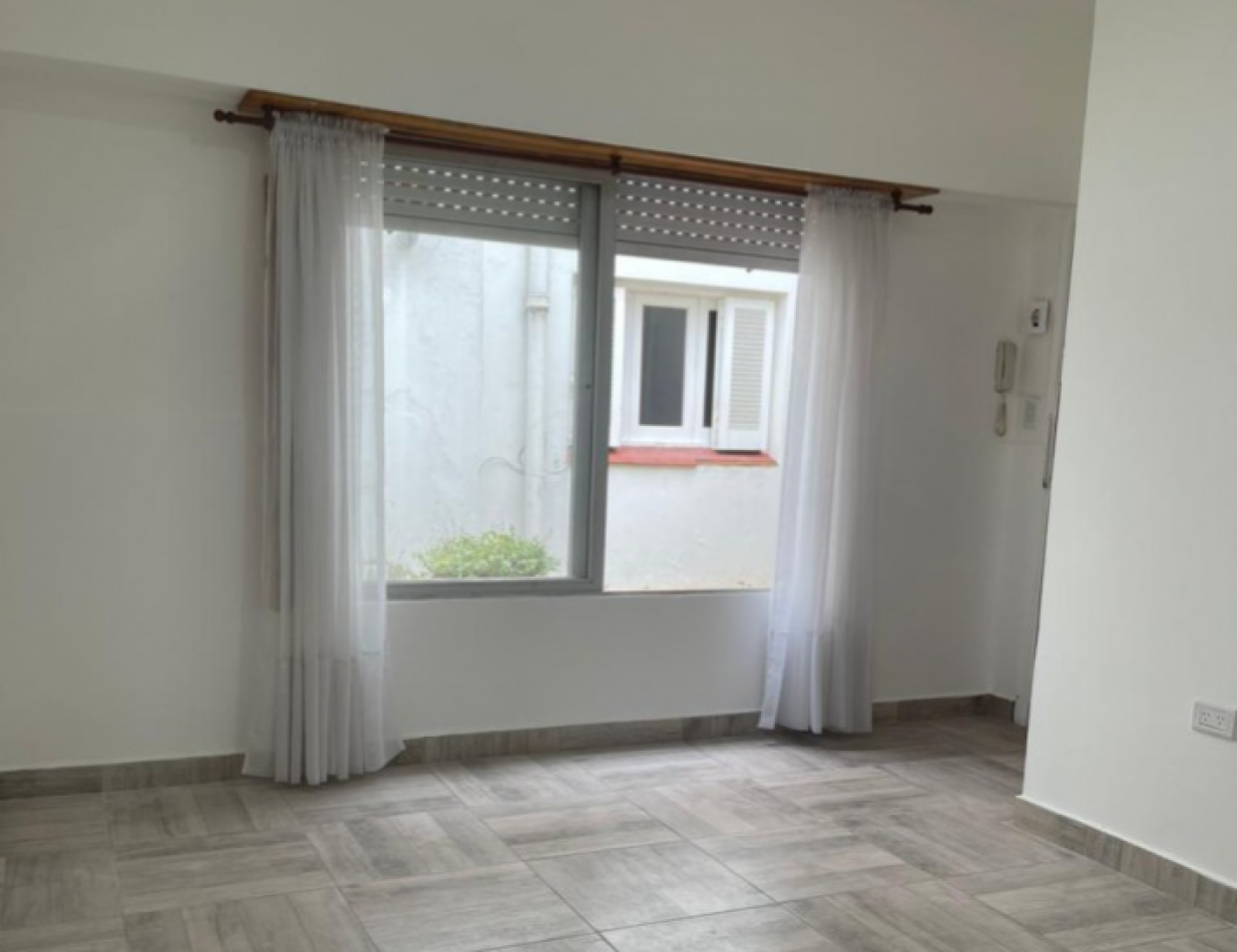 PH 3 ambientes en planta baja - Excelente ubicacion a metros de Plaza Mitre