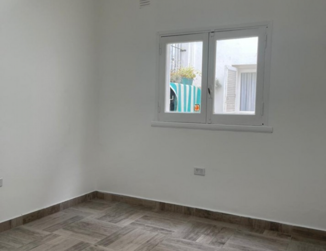 PH 3 ambientes en planta baja - Excelente ubicacion a metros de Plaza Mitre