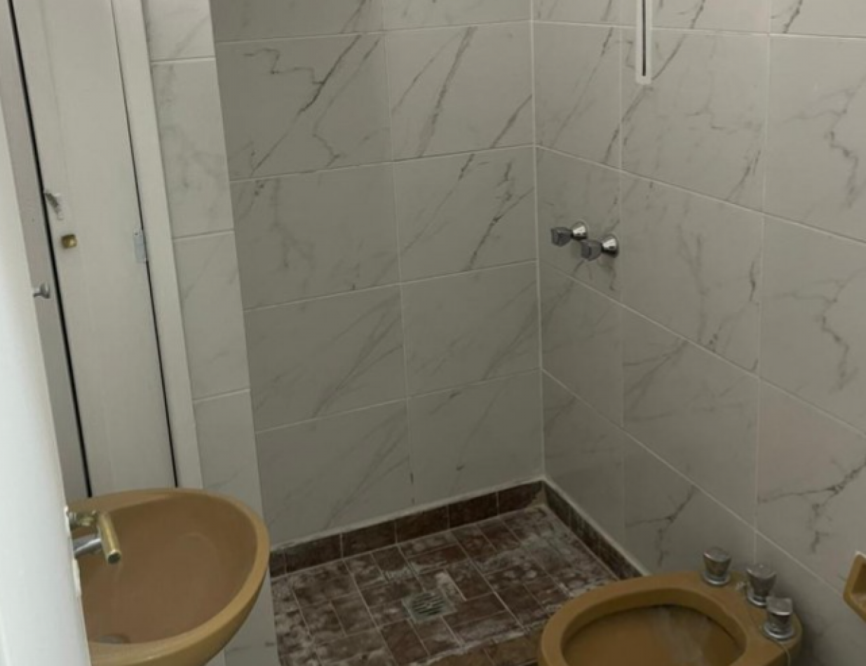 PH 3 ambientes en planta baja - Excelente ubicacion a metros de Plaza Mitre