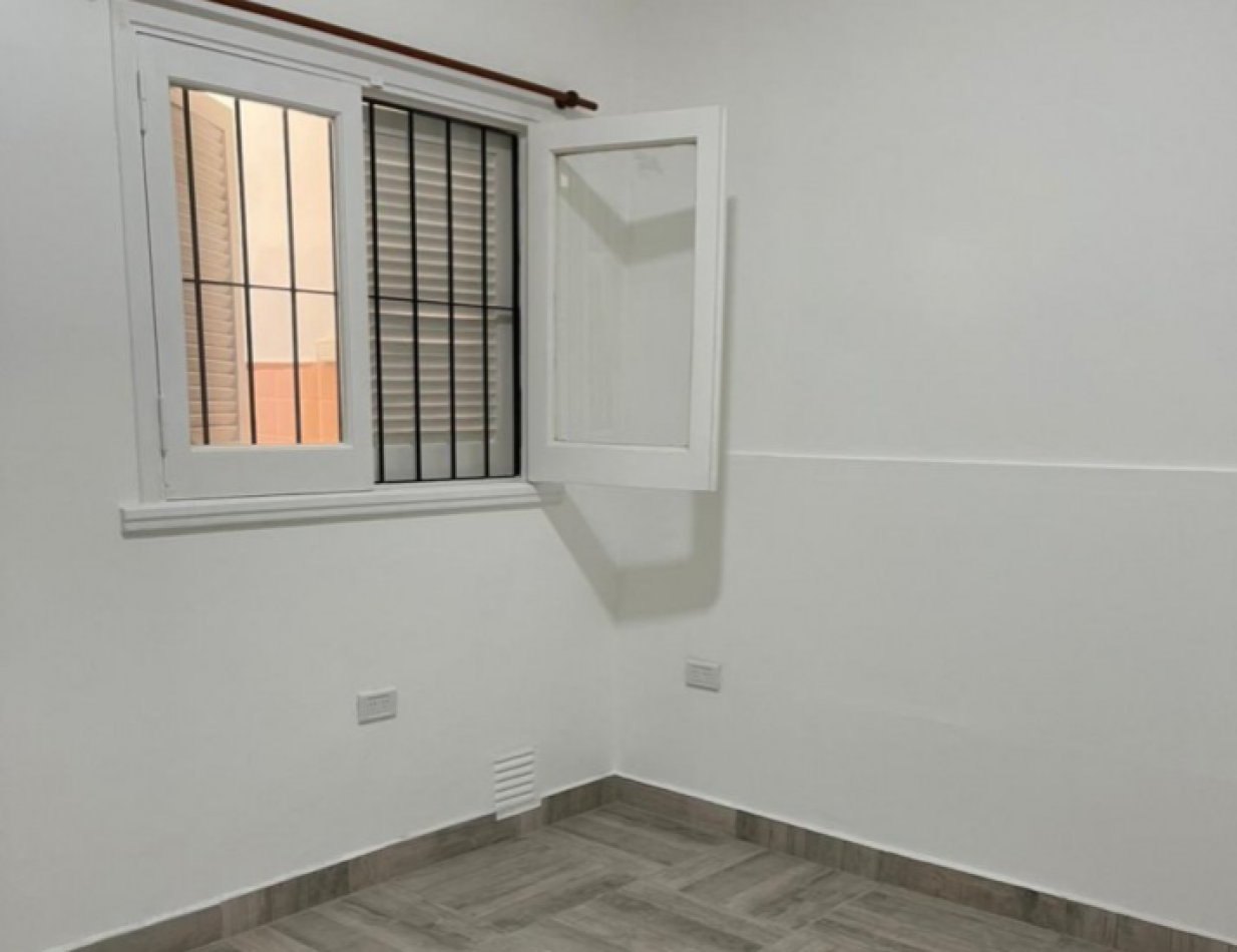 PH 3 ambientes en planta baja - Excelente ubicacion a metros de Plaza Mitre