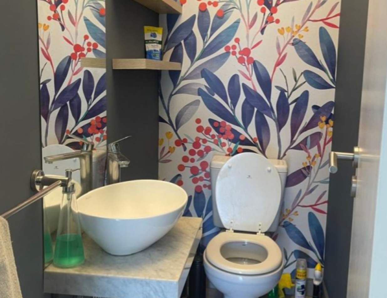 Casa 4 ambientes reciclada con parque, pileta climatizada y jacuzzi - Villa Lourdes