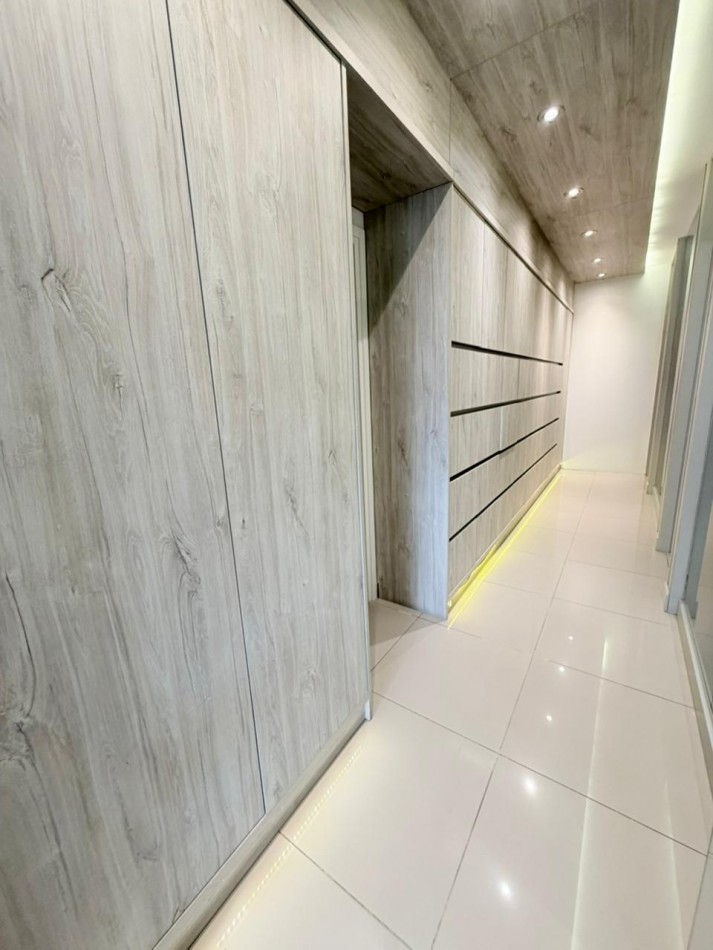 Moderna oficina profesional en alquiler - Edificio Essence | Zona Guemes