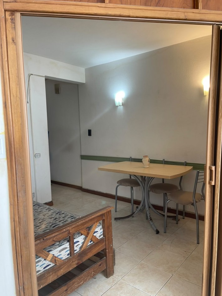 MONOAMBIENTE DIVIDIDO A METROS DEL MAR - EDIFICIO ALMERIA - ZONA CENTRO