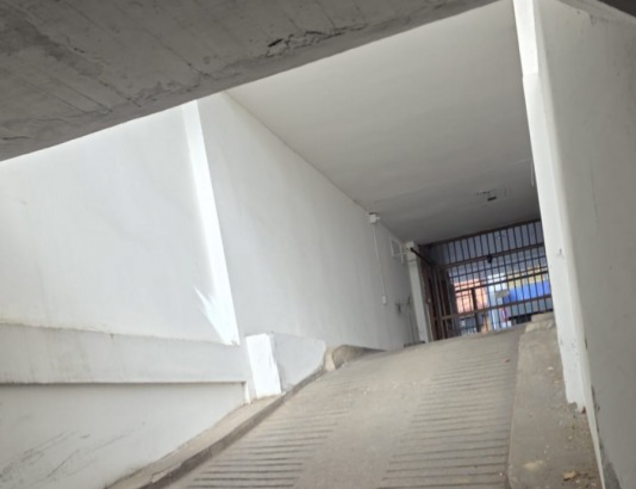 Cochera en Venta - Edificio - Zona Centro