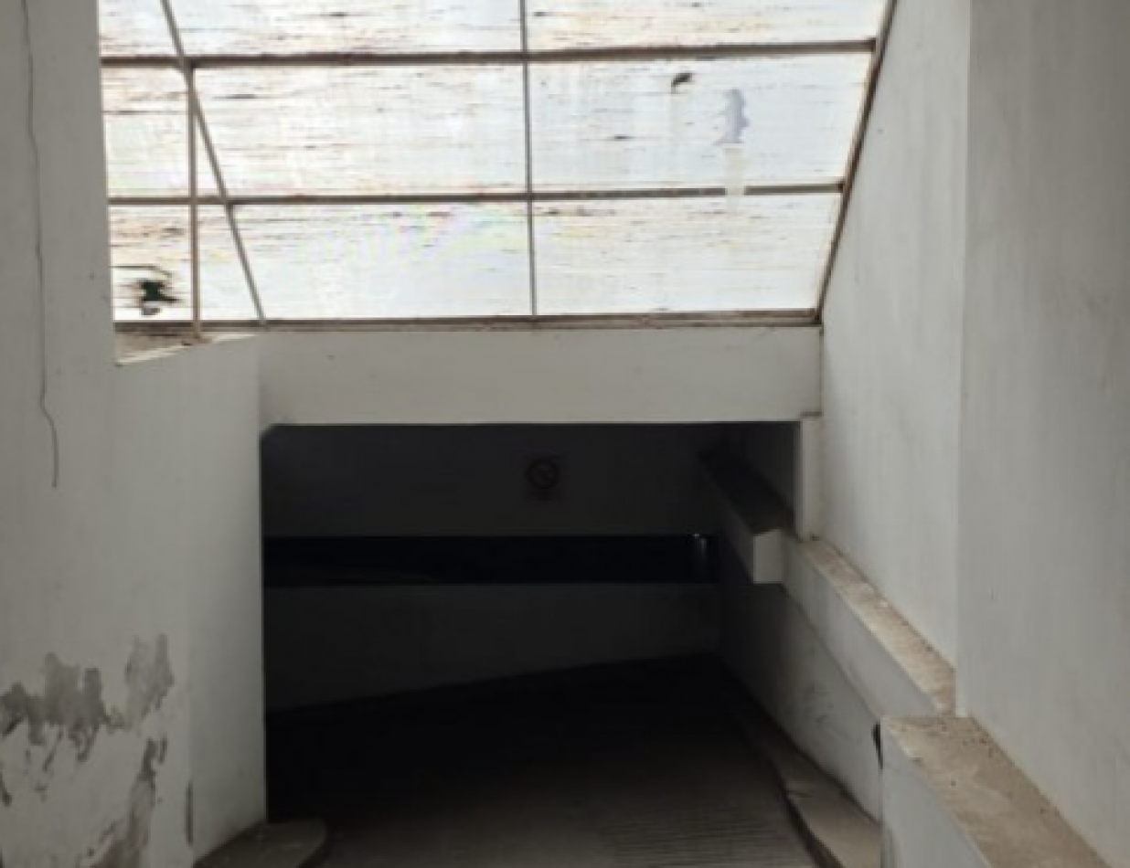 Cochera en Venta - Edificio - Zona Centro