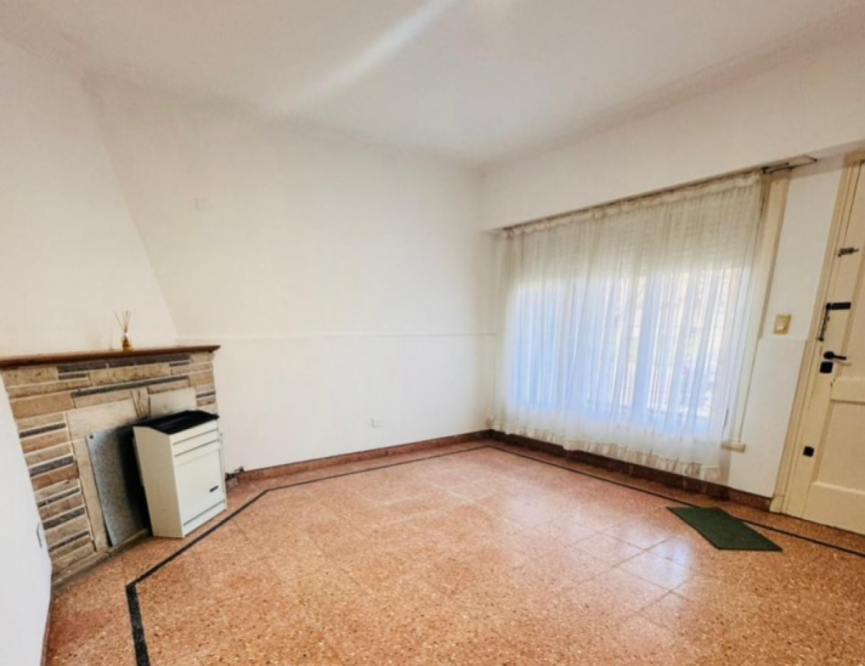 Chalet 5 ambientes con Garage - Zona Mundialista - APTO CREDITO