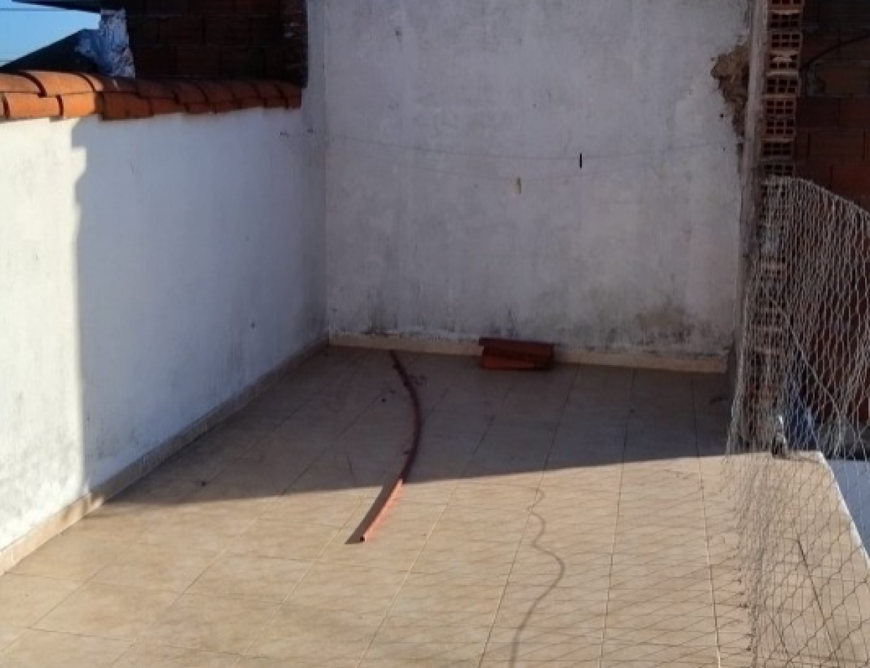 Chalet 5 ambientes con Garage - Zona Mundialista - APTO CREDITO