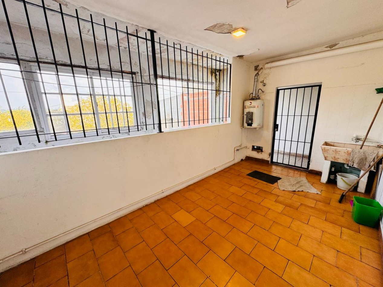 Departamento de 3 amb al frente con balcon - Av 39 y Juramento - Apto credito