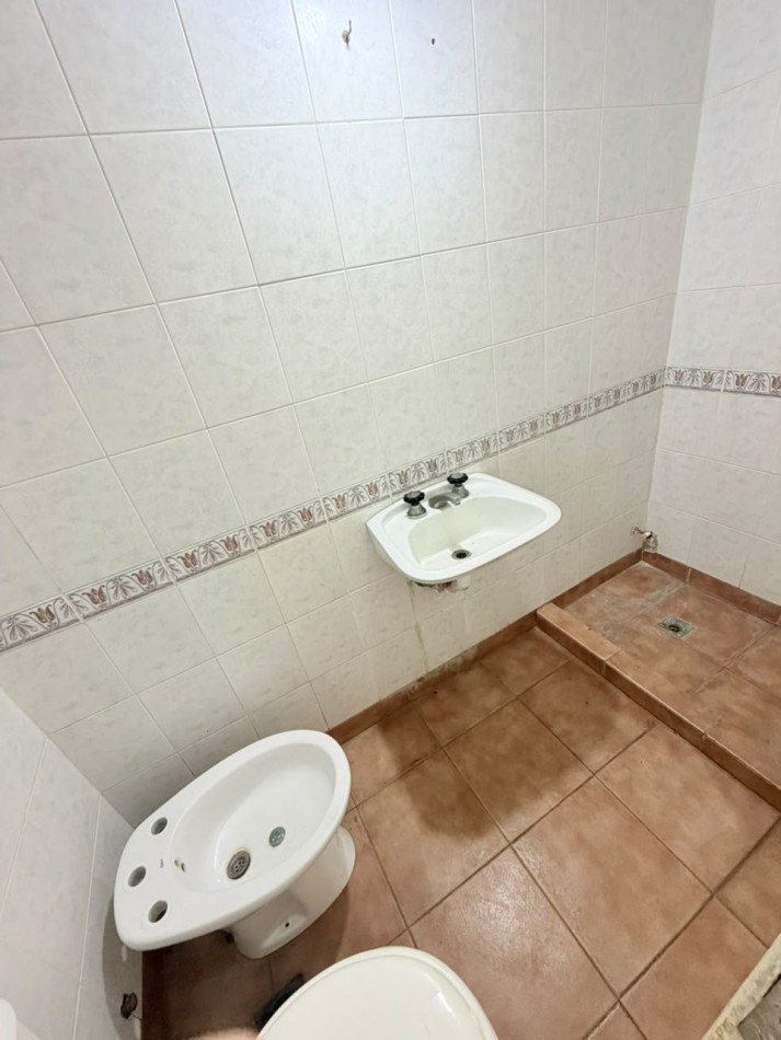 Local Comercial a la Calle - Alquiler 24 meses - Mar del Plata - Zona Villa Lourdes