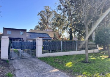 Casa de 3 ambientes con parque - COLINAS ALTAS - APTA CREDITO