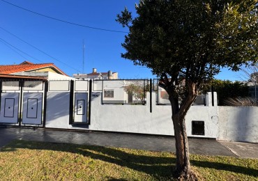 CASA 3 ambientes CON PARQUE - Alquiler 24 meses - Mar del Plata.