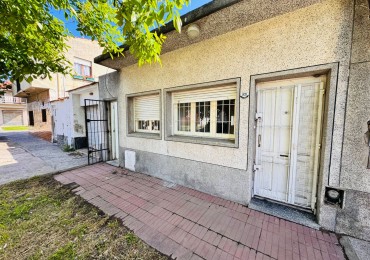 Casa en ph 3 ambientes- Las Avenidas - 