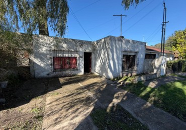 Casa 3 ambientes a reciclar - Barrio Las Heras 