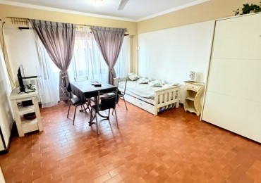 Departamento de 1 ambiente con amplio patio y vista al mar - Waikiki