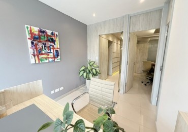 Moderna oficina profesional en alquiler - Edificio Essence | Zona Guemes