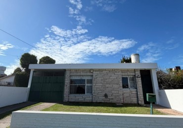 CASA EN ALQUILER EN PH AL FRENTE 3 amb con cochera y parque comp - COLINAS DE PERALTA RAMOS-