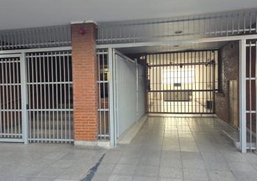 Cochera en Venta - Edificio - Zona Centro